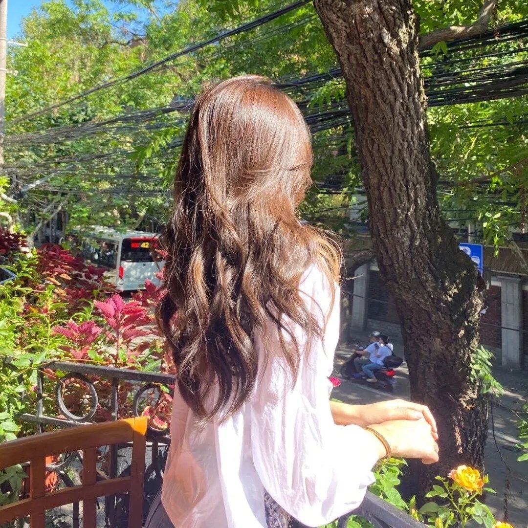 男人与婴儿